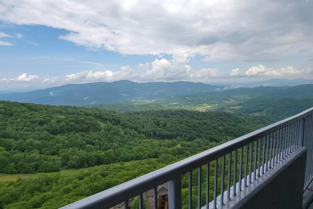 Altitude Adjustment Atop Sugar Mountain At Sugar Top Extérieur photo